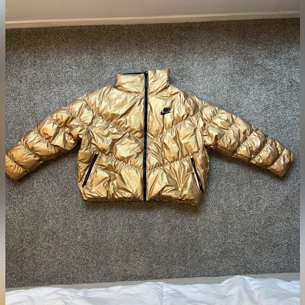 Nike oversized puffer